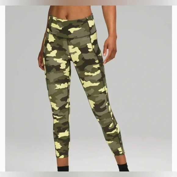 ! Lululemon Fast and Free Tight 25" Nulux Heritage 365 Camo Crispin Green … - Picture 1 of 5